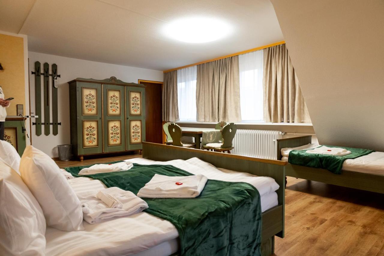 Hotel Zum See, Titisee מראה חיצוני תמונה