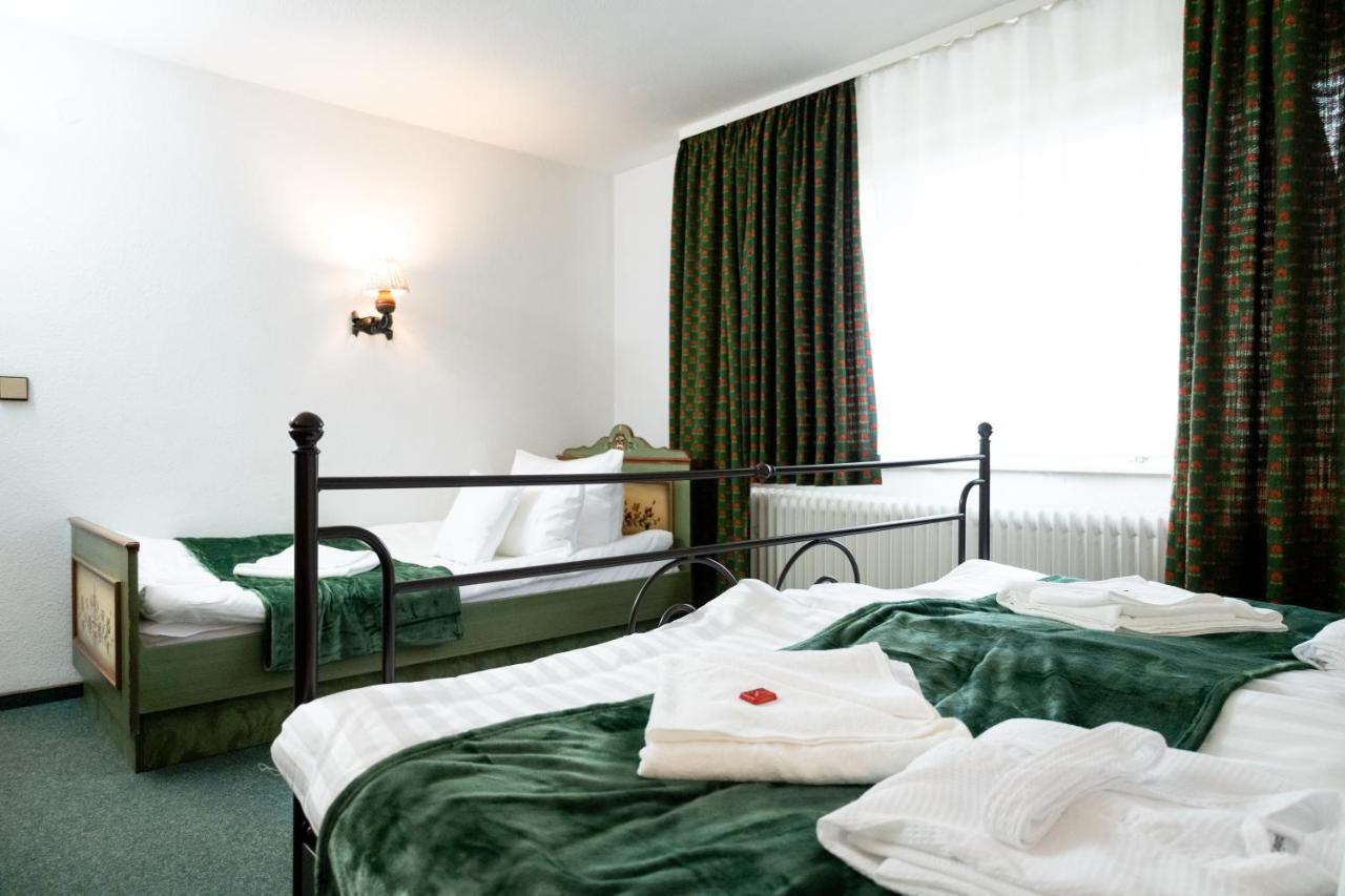 Hotel Zum See, Titisee מראה חיצוני תמונה