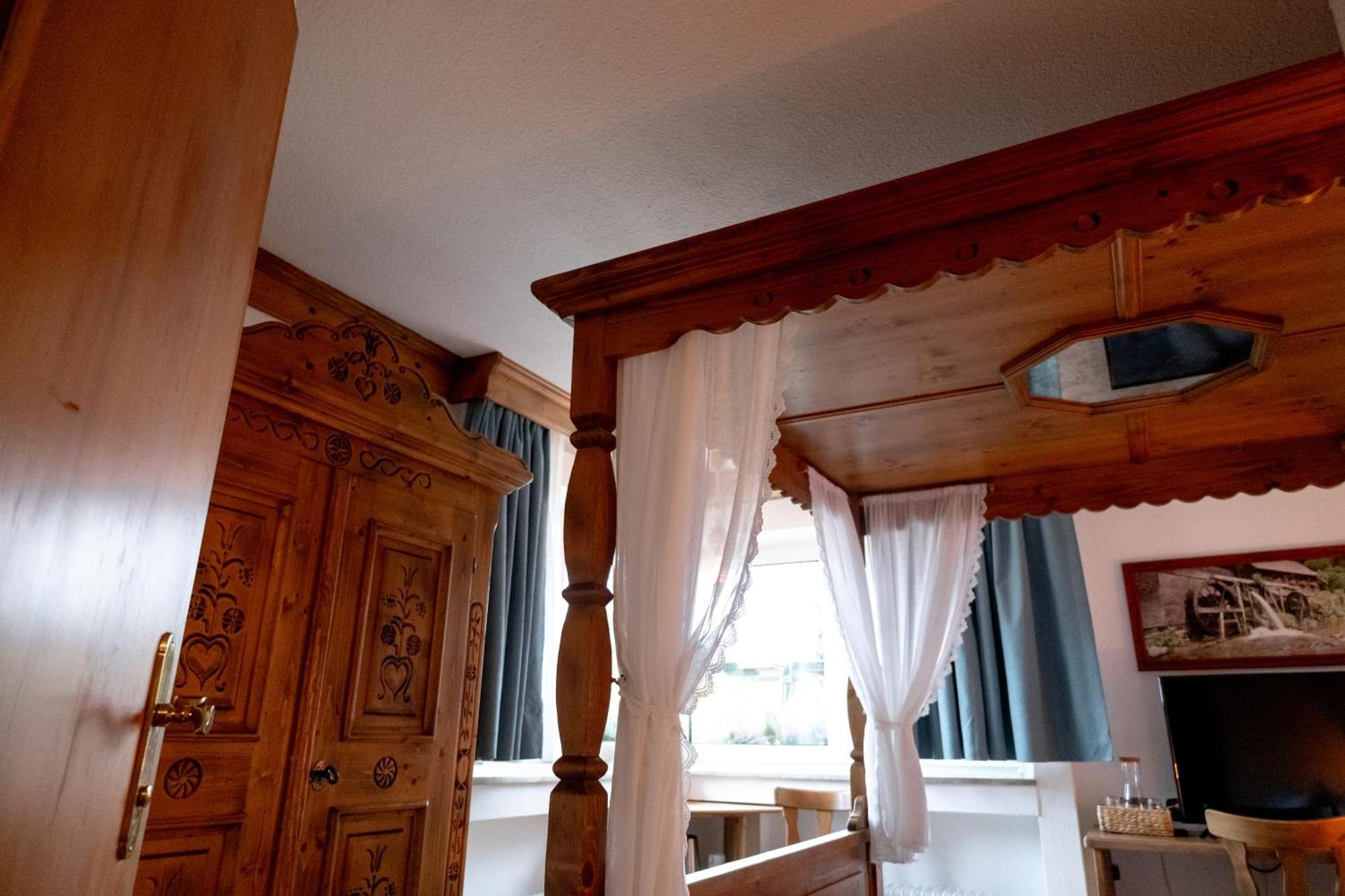 Hotel Zum See, Titisee מראה חיצוני תמונה