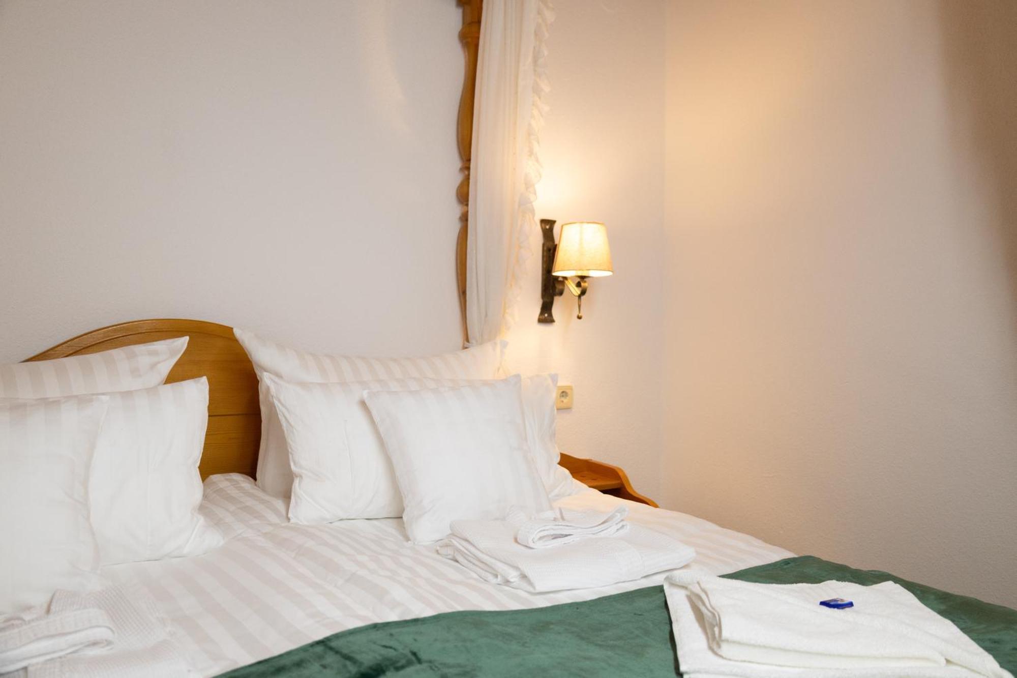 Hotel Zum See, Titisee מראה חיצוני תמונה