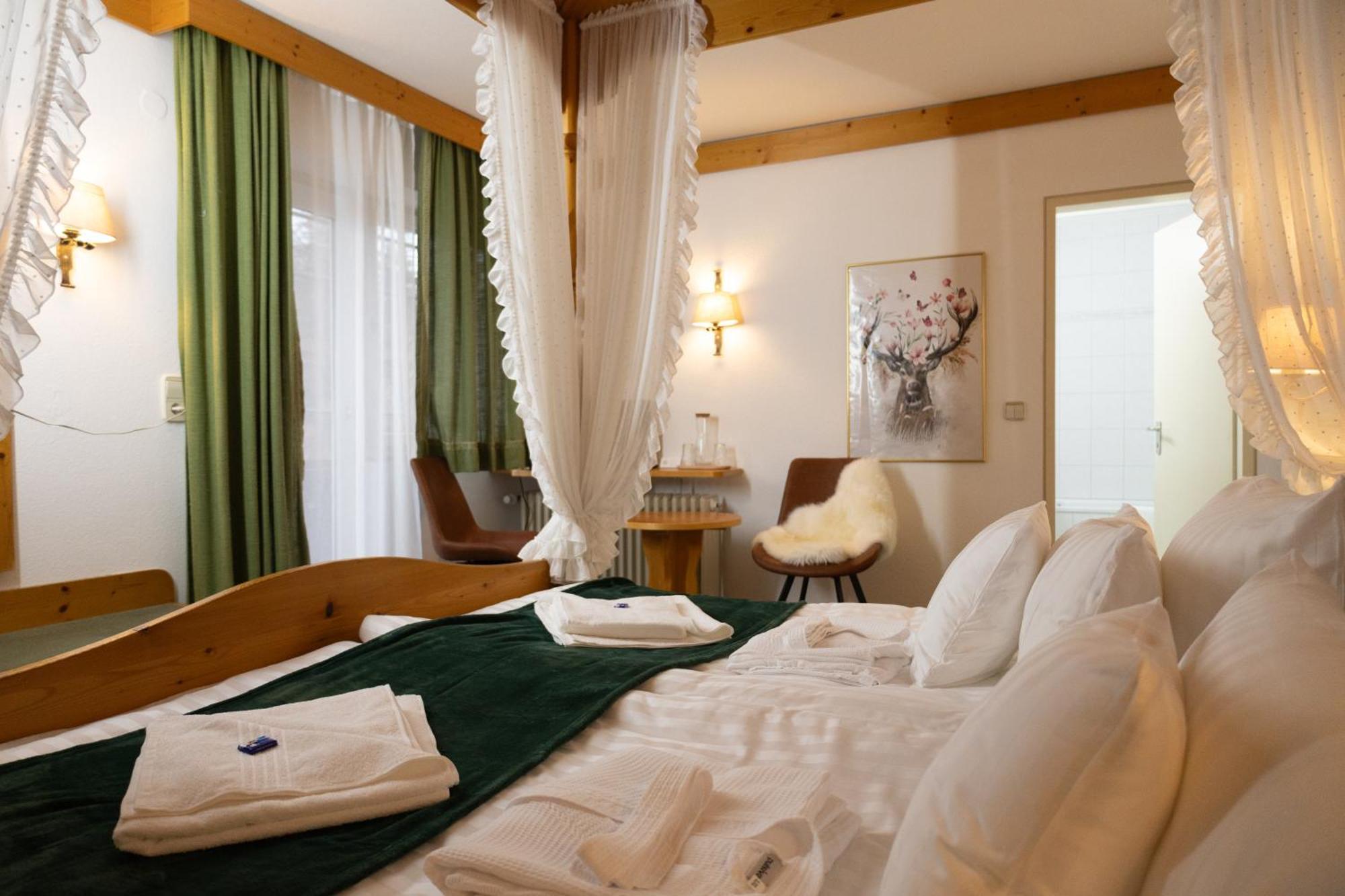 Hotel Zum See, Titisee מראה חיצוני תמונה