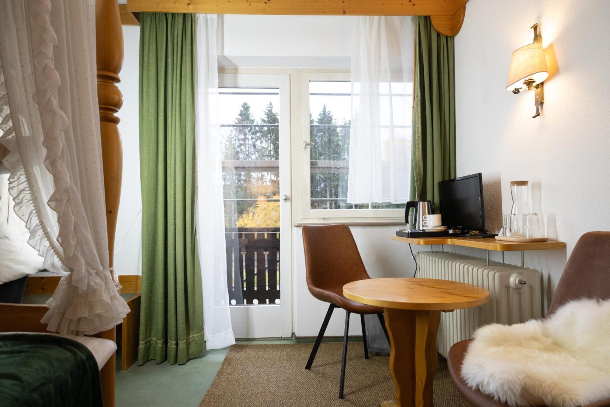 Hotel Zum See, Titisee מראה חיצוני תמונה