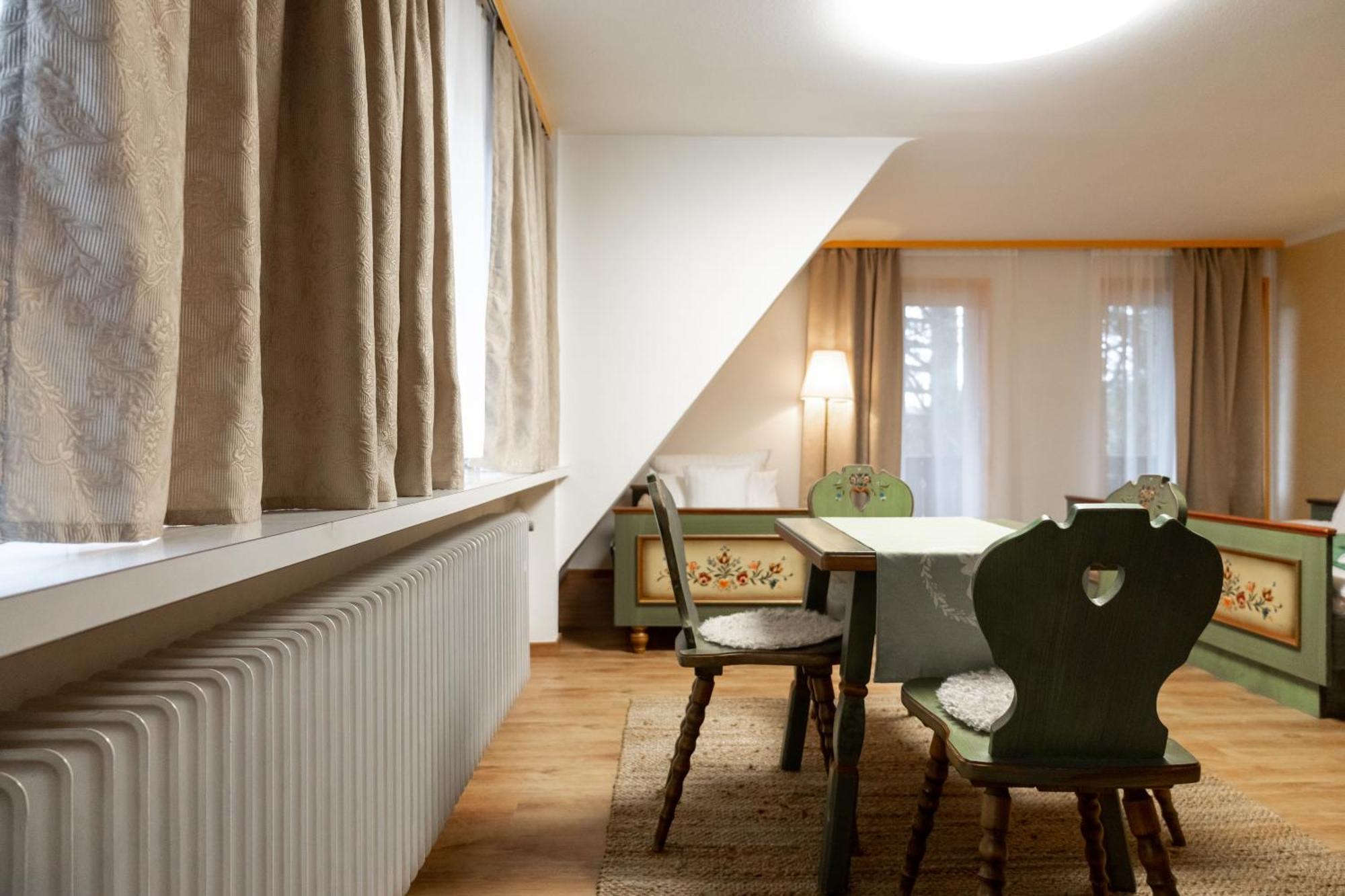 Hotel Zum See, Titisee מראה חיצוני תמונה
