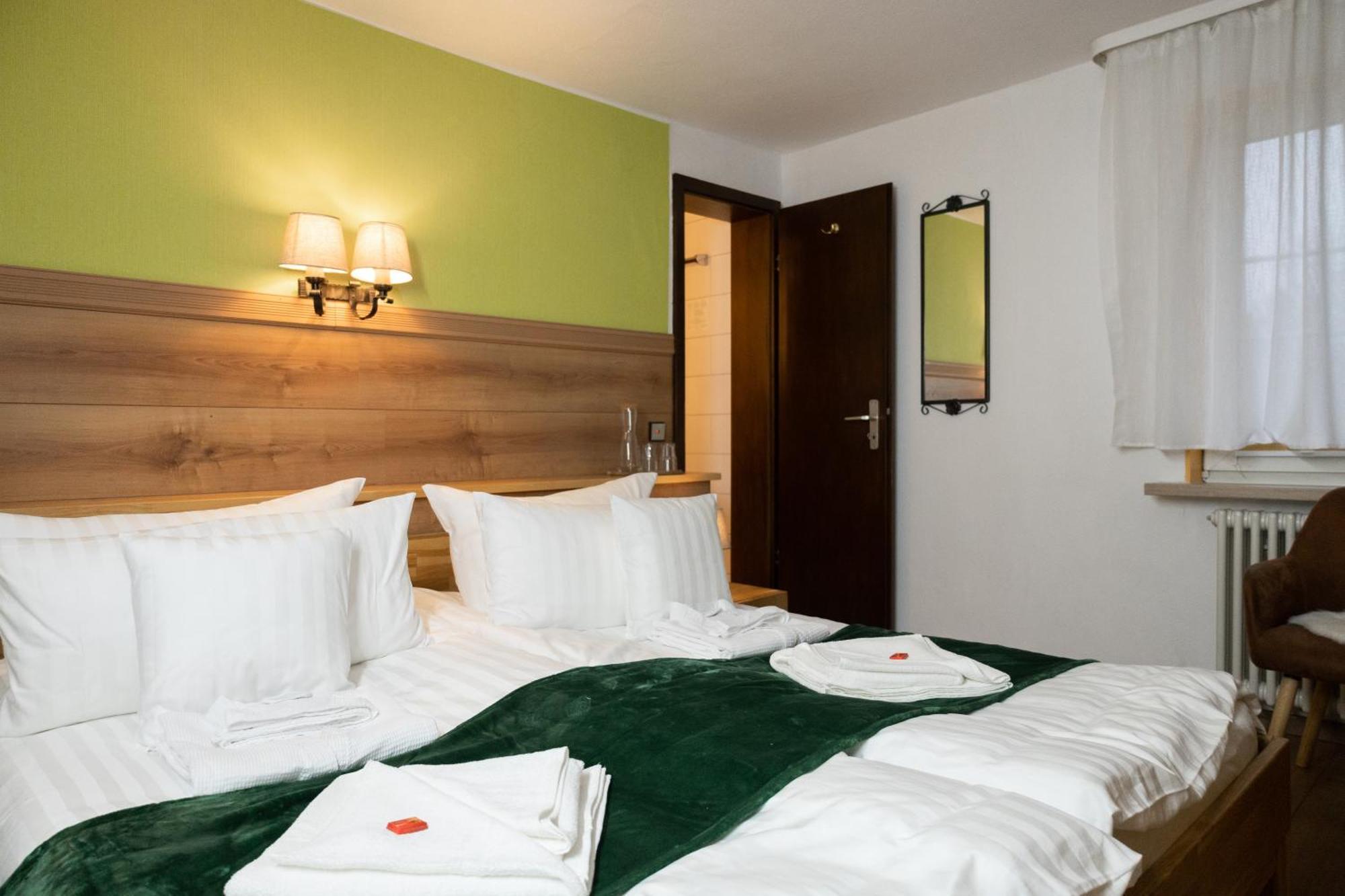 Hotel Zum See, Titisee מראה חיצוני תמונה